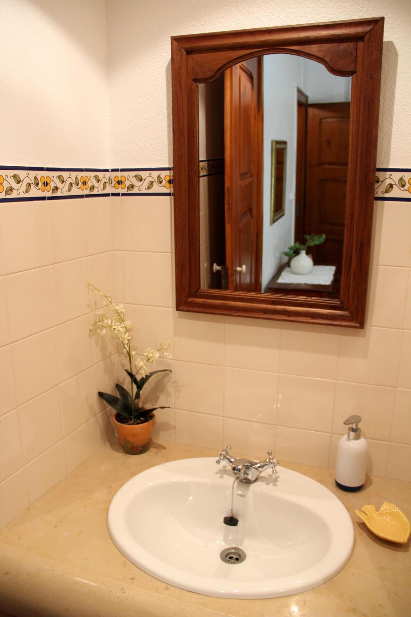 A Tejada Villa Ortiga Bilik gambar