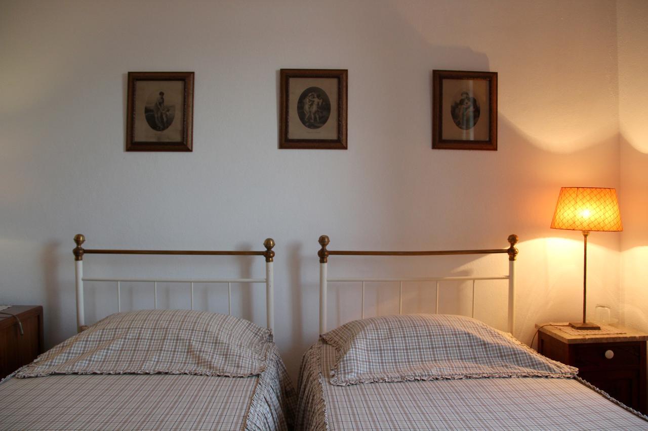 A Tejada Villa Ortiga Bilik gambar
